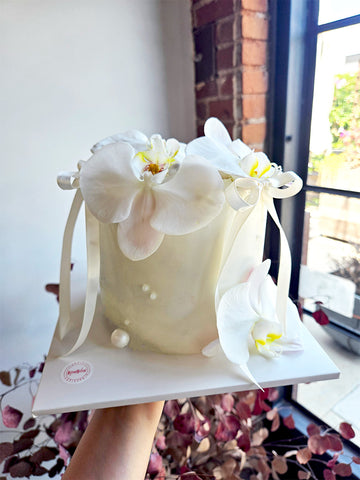 Orchid and bows