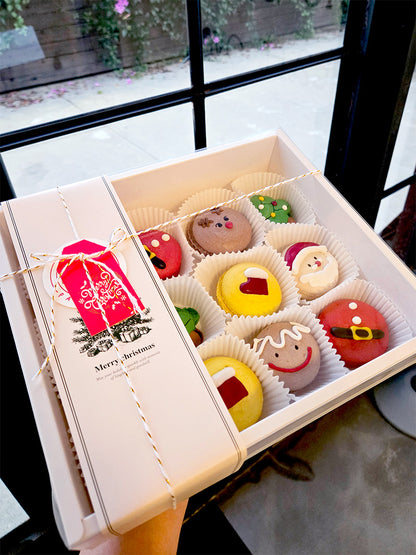 Holiday - Macaron gift box (12 Pcs)