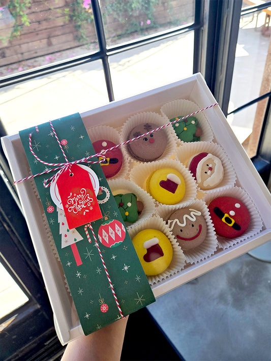 Holiday - Macaron gift box (12 Pcs)