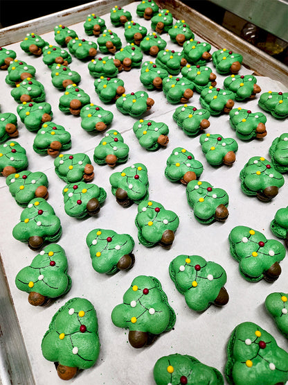 Holiday - Macaron gift box (12 Pcs)